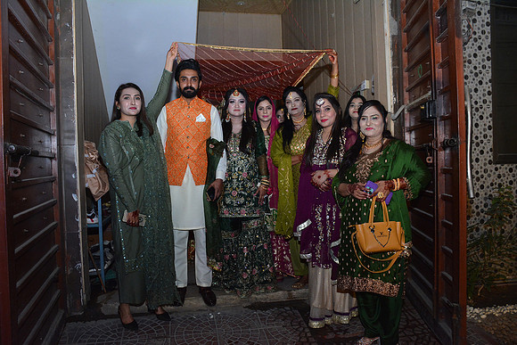 Usman & Maria Mehndi 00154