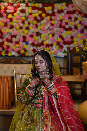 Usama & Bisma Mehndi 00034