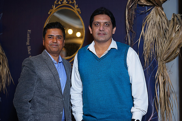 Haniya & Abid Walima 00294