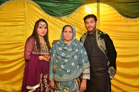 Usman & Maria Mehndi 00152