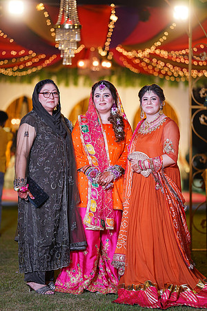 Ammara & Azeem Mehndi 00158