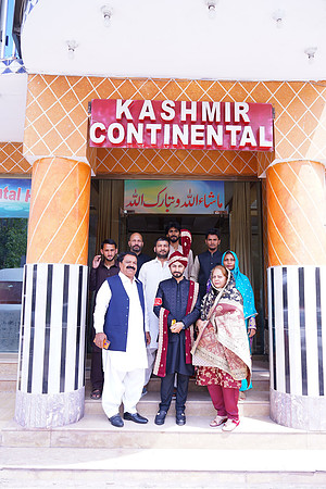 Haseeb & Usba Barat00101