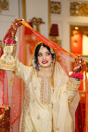 Ayesha & Khurram Nikah 00058