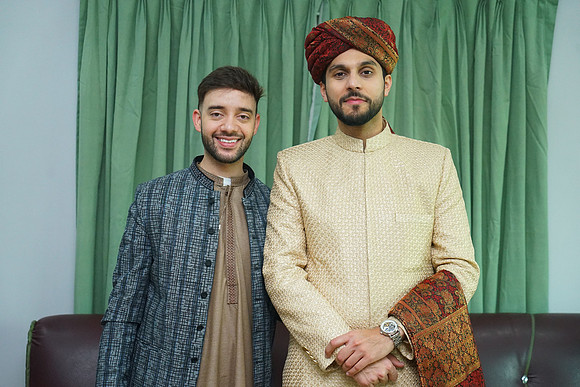 Hasan & Sundus Barat 00183