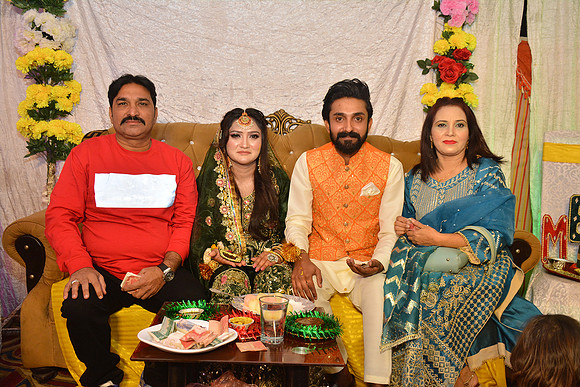 Usman & Maria Mehndi 00199