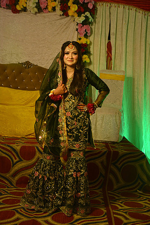 Usman & Maria Mehndi 00034