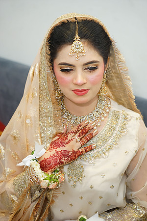 Maheen & Usama Nikah 00089
