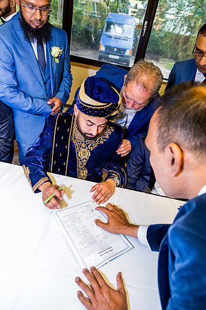 Reepa & Tareq Wedding at Cardiff County Hall-7317