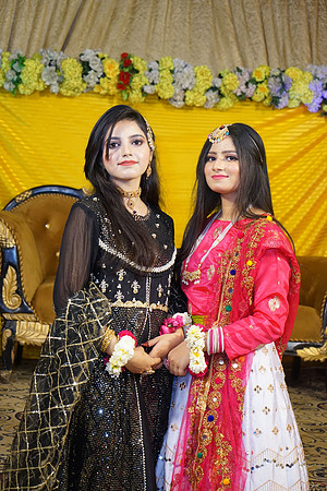 Umer Hayat & Qurat ul Ain Mehndi 00137