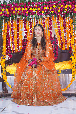 Iqra & Amjad Mehndi 00010