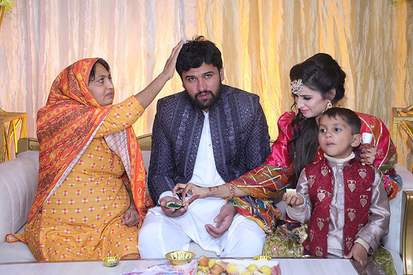 Ibrar & Aleena Mehndi 00190