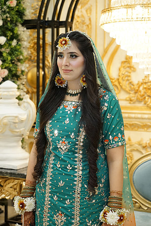 Usman & Zarwa Mehndi 00013