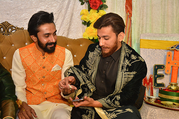 Usman & Maria Mehndi 00196