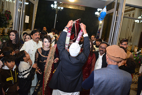 Usman & Hafsa Barat 00150