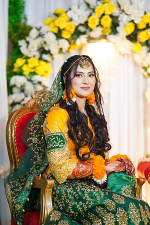 Uzair & Faria Mehndi 00025