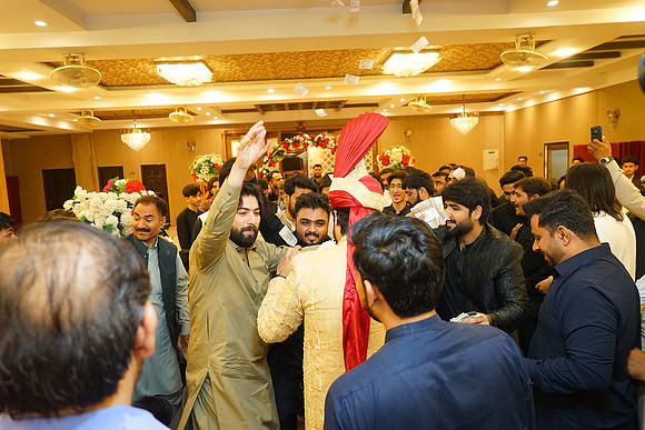 Farhan & Anum Barat 00181