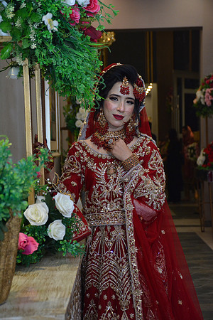 Usman & Hafsa Barat 00115