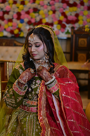Usama & Bisma Mehndi 00036