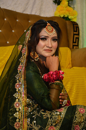 Usman & Maria Mehndi 00047