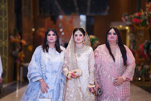 Maheen & Usama Nikah 00169