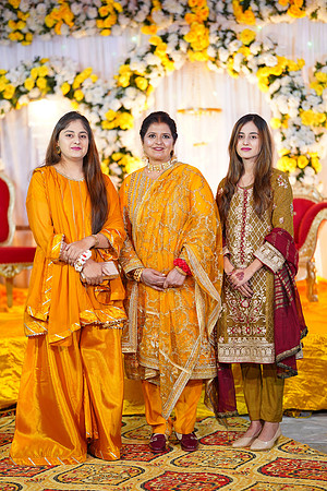 Uzair & Faria Mehndi 00228