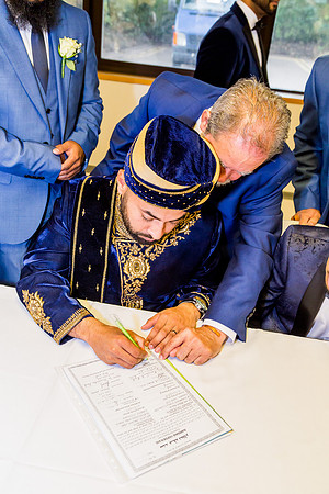 Reepa & Tareq Wedding at Cardiff County Hall-7318