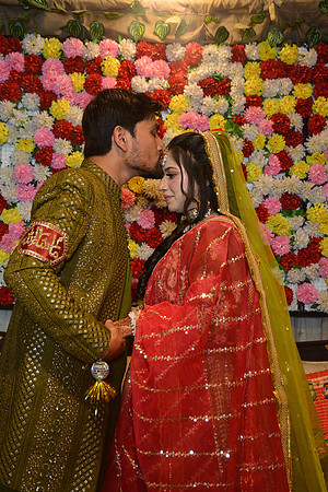 Usama & Bisma Mehndi 00090