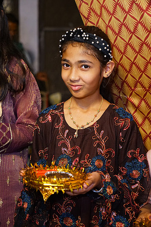 Rafiya & Fahad Mehndi 00269