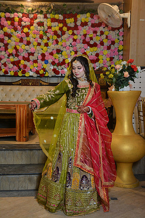 Usama & Bisma Mehndi 00025