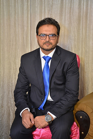 Usman & Hafsa Barat 00054