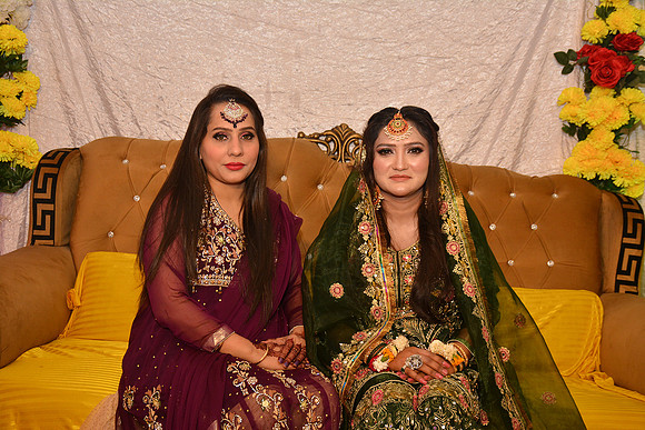 Usman & Maria Mehndi 00106