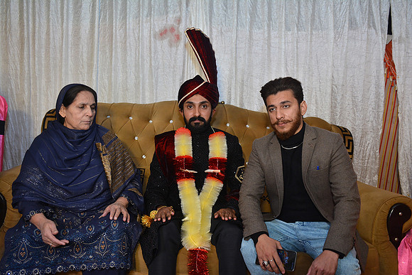 Usman & Hafsa Barat 00085