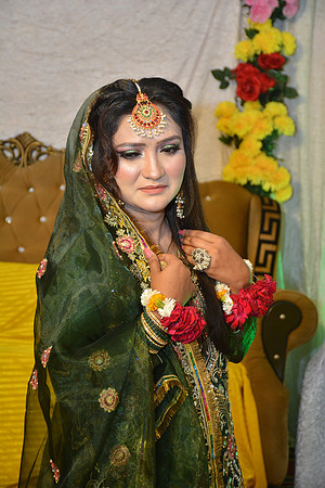 Usman & Maria Mehndi 00026