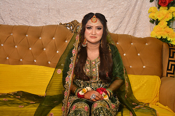 Usman & Maria Mehndi 00061