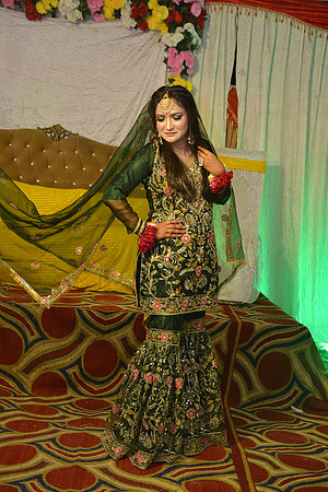 Usman & Maria Mehndi 00040