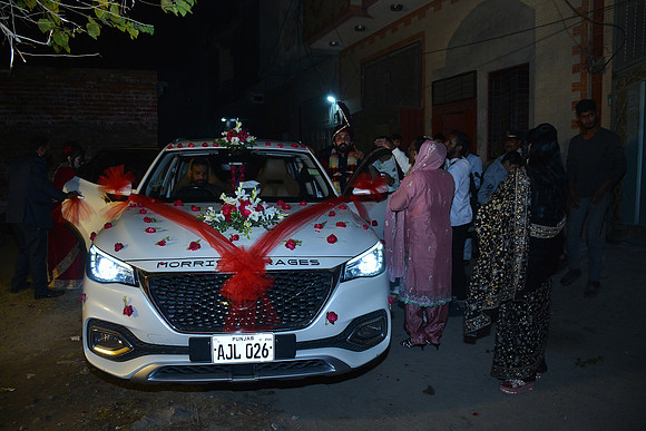 Usman & Hafsa Barat 00101