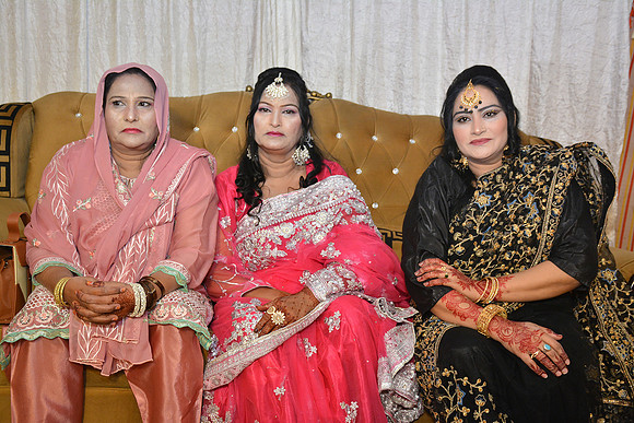 Usman & Hafsa Barat 00016