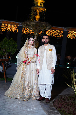 Azhar & Ayesha 00109
