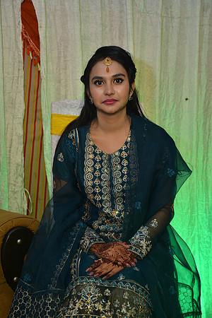 Usman & Maria Mehndi 00102