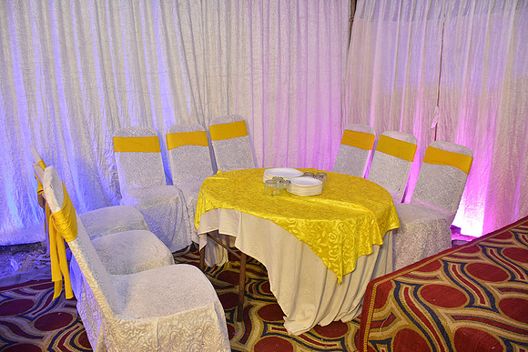 Usman & Maria Mehndi 00002
