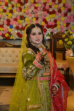 Usama & Bisma Mehndi 00021