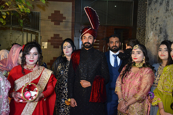 Usman & Hafsa Barat 00038