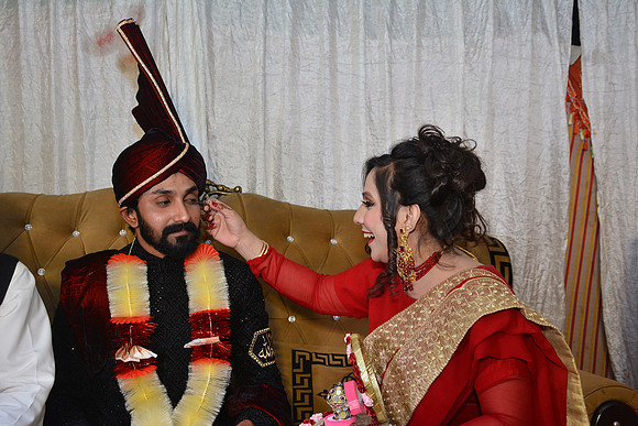 Usman & Hafsa Barat 00068