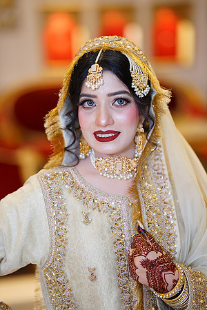 Ayesha & Khurram Nikah 00010