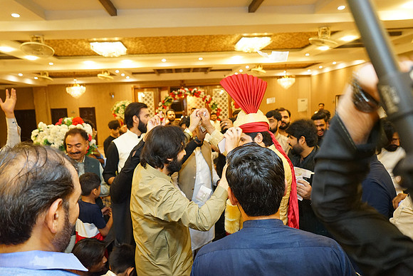 Farhan & Anum Barat 00182