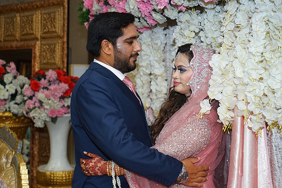 Nimra & Umair Walima 00075