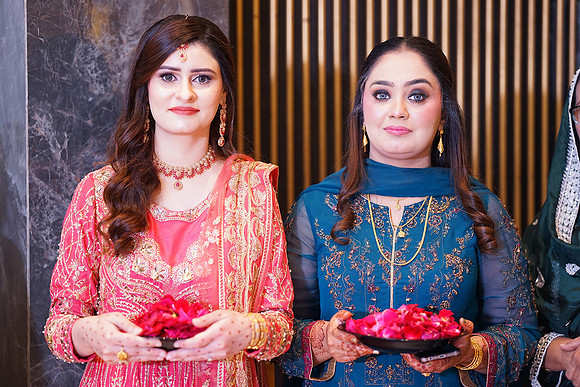 Sana & Ijaz Barat 00193