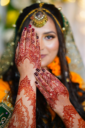 Uzair & Faria Mehndi 00001