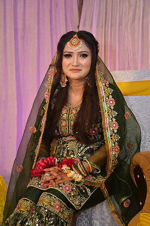 Usman & Maria Mehndi 00056