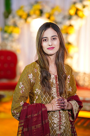 Uzair & Faria Mehndi 00211